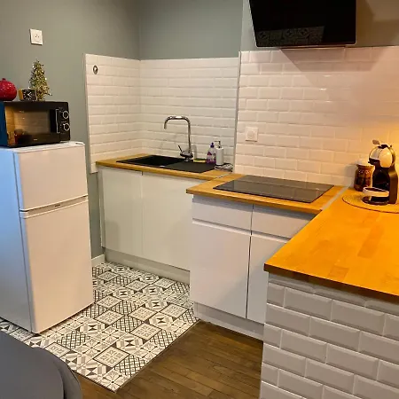 T2 Cosy / Quartier Calme / Magasins D'usine A Proximite Apartment